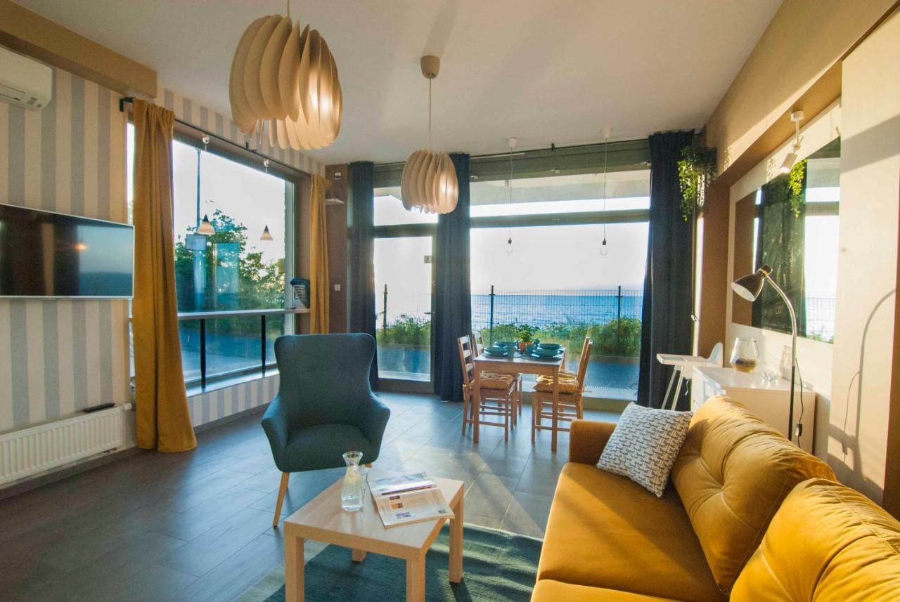Na Klifie Cafe Apartament อุสตรอเนียมอร์สเกีย ภายนอก รูปภาพ