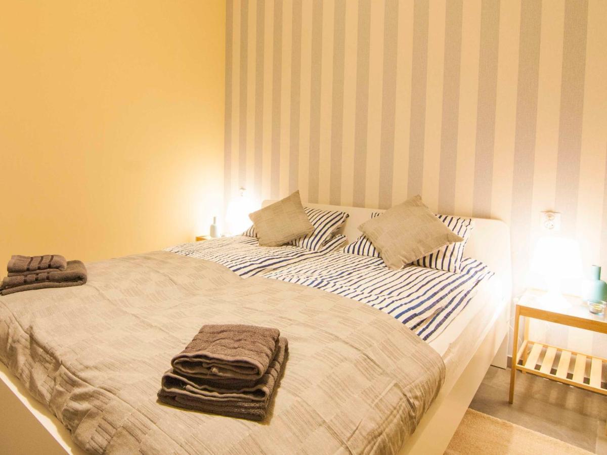 Na Klifie Cafe Apartament อุสตรอเนียมอร์สเกีย ภายนอก รูปภาพ